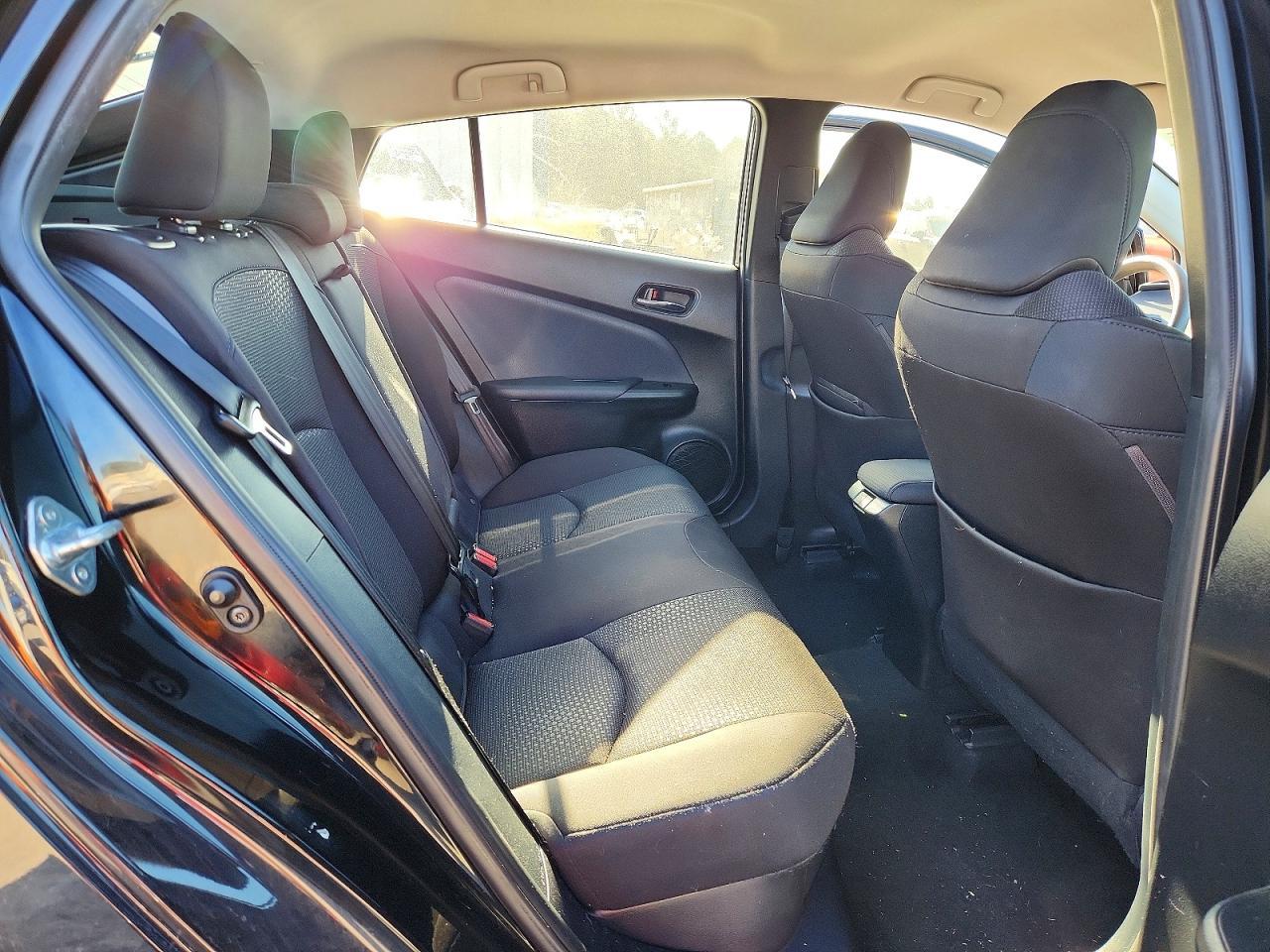2022 TOYOTA PRIUS