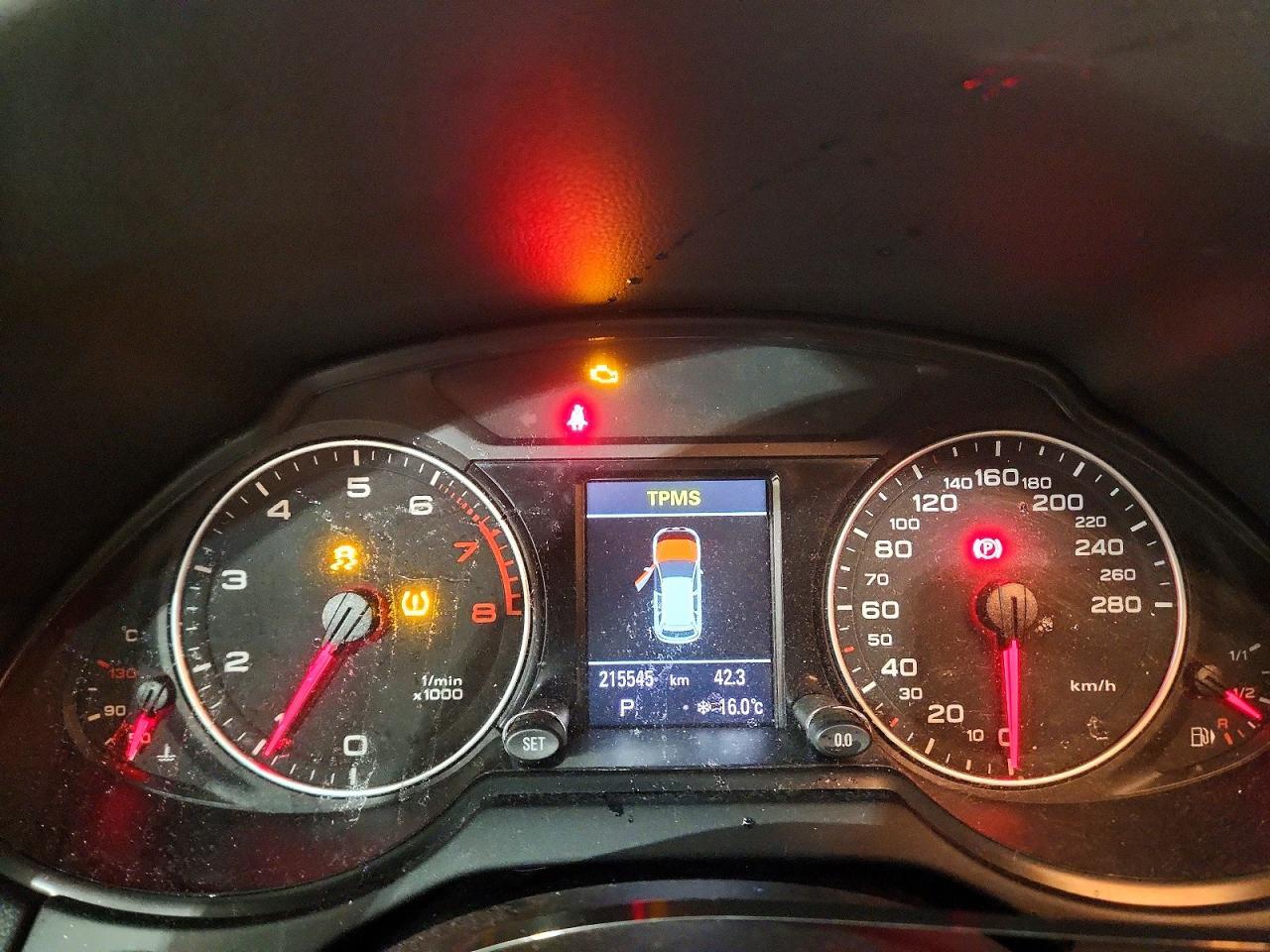 2012 AUDI Q5