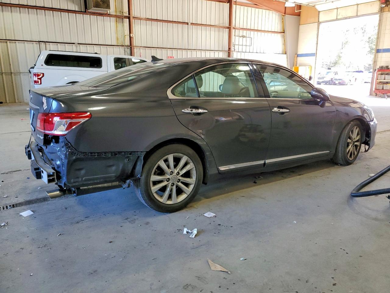 2011 LEXUS ES 350