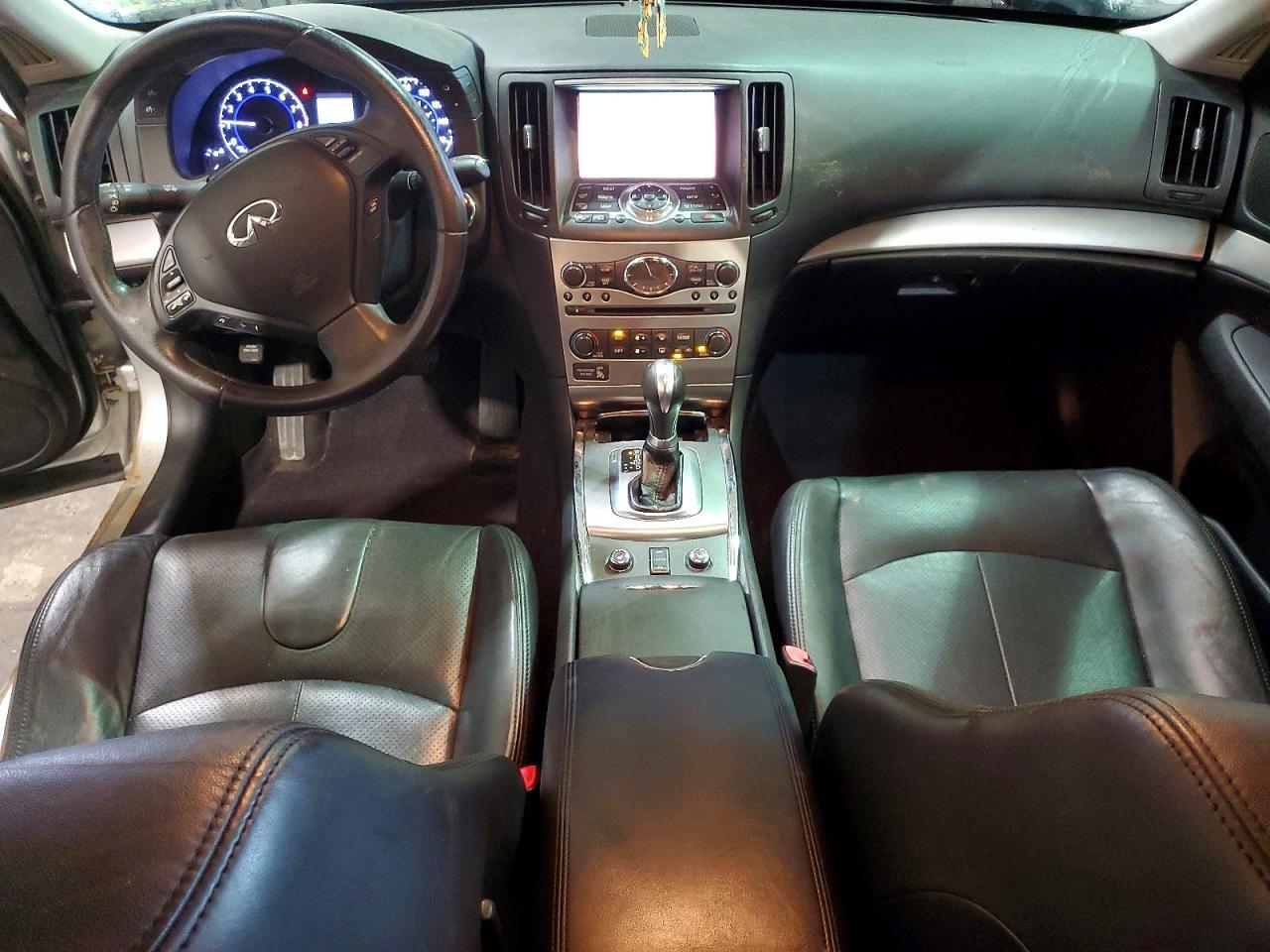 2013 INFINITI G37
