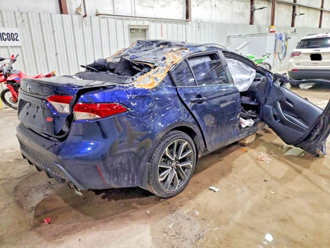2022 TOYOTA COROLLA