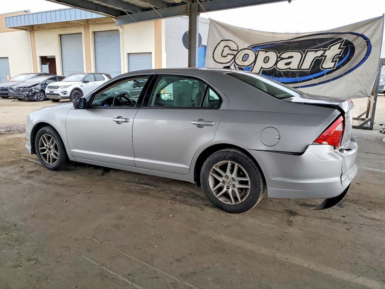 2011 FORD FUSION