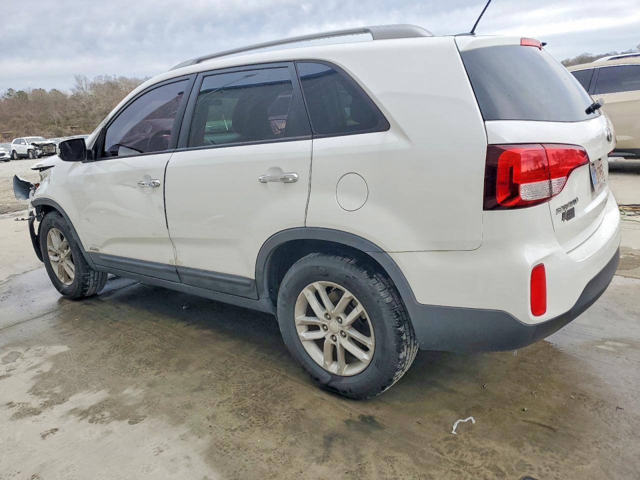 2015 KIA SORENTO