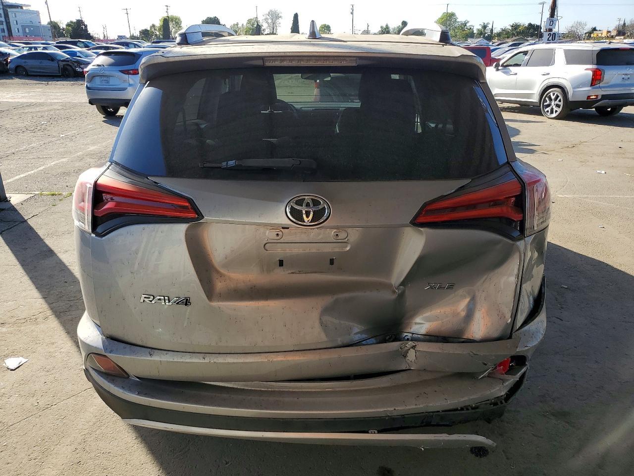 2016 TOYOTA RAV4