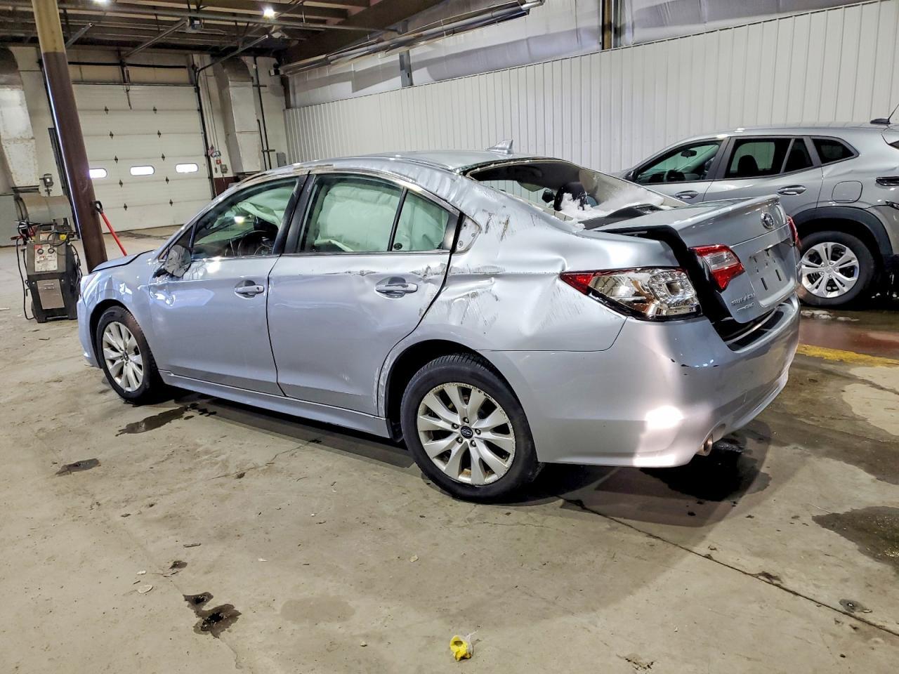 2017 SUBARU Legacy