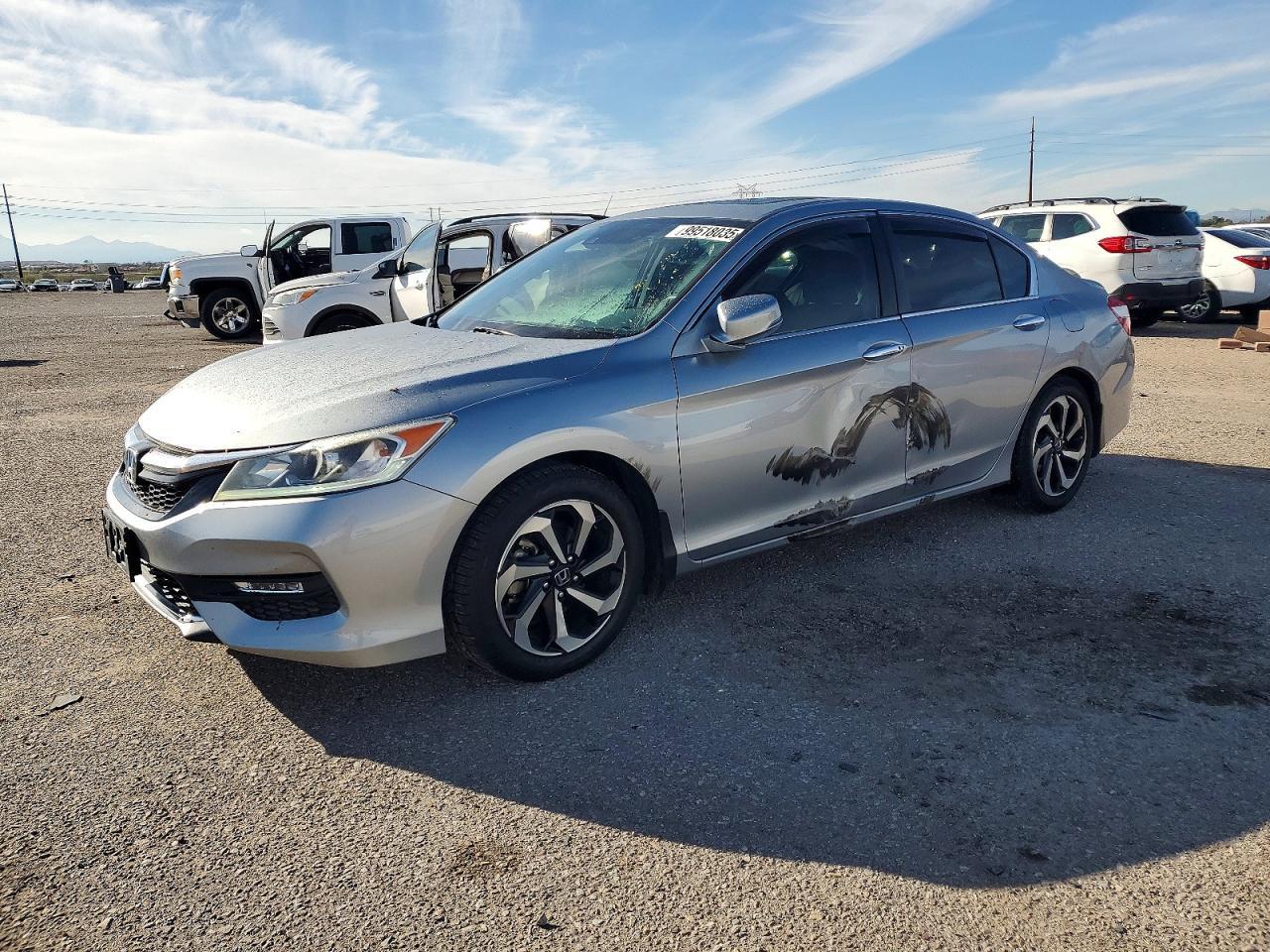 2017 HONDA ACCORD