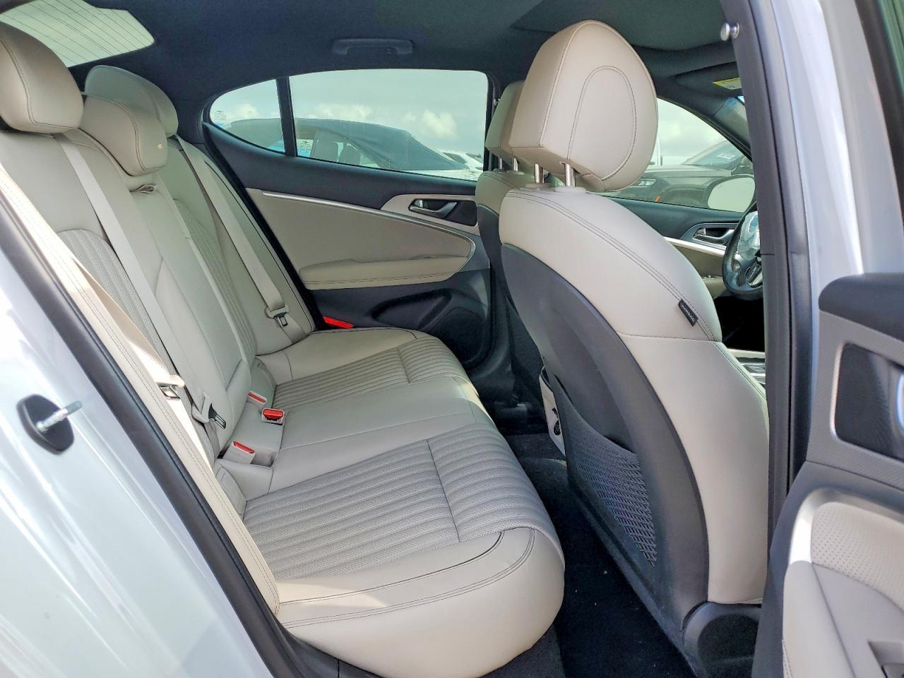 2022 GENESIS G70
