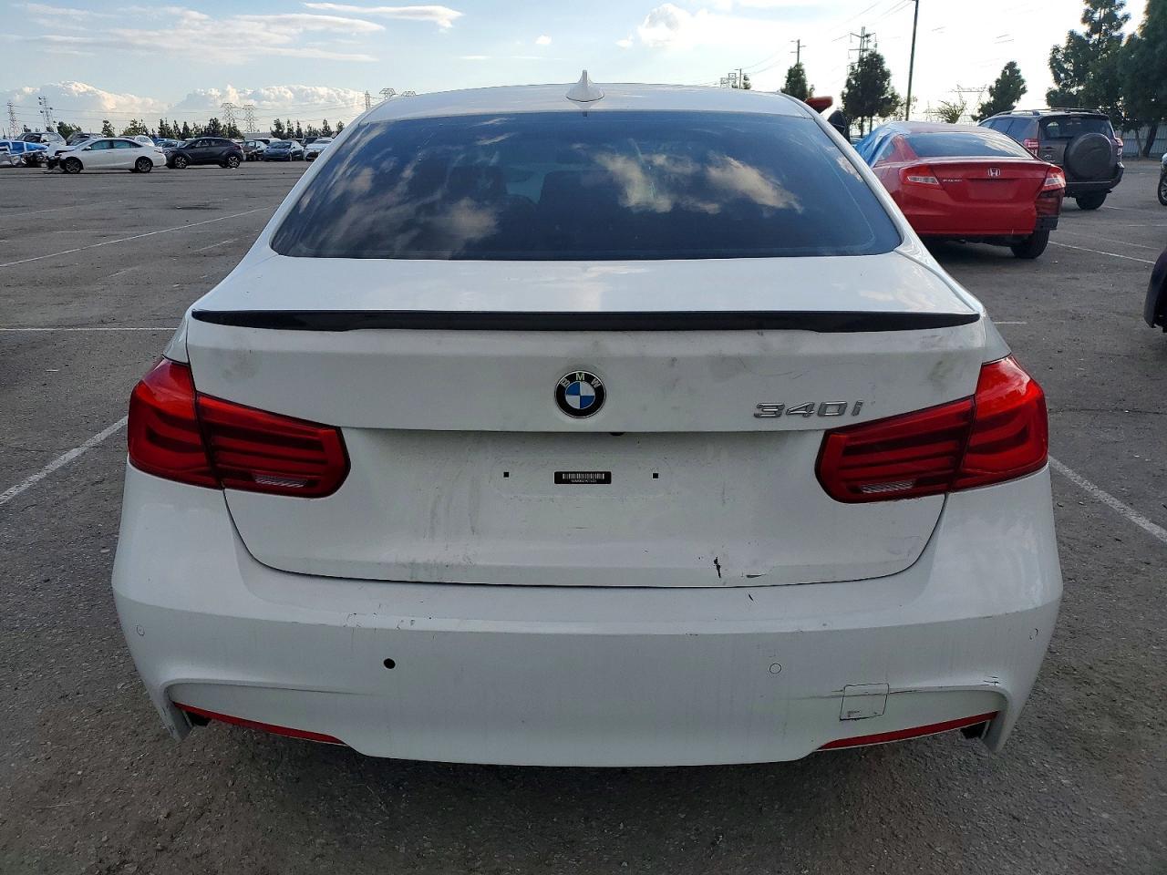 2017 BMW 3 SERIES