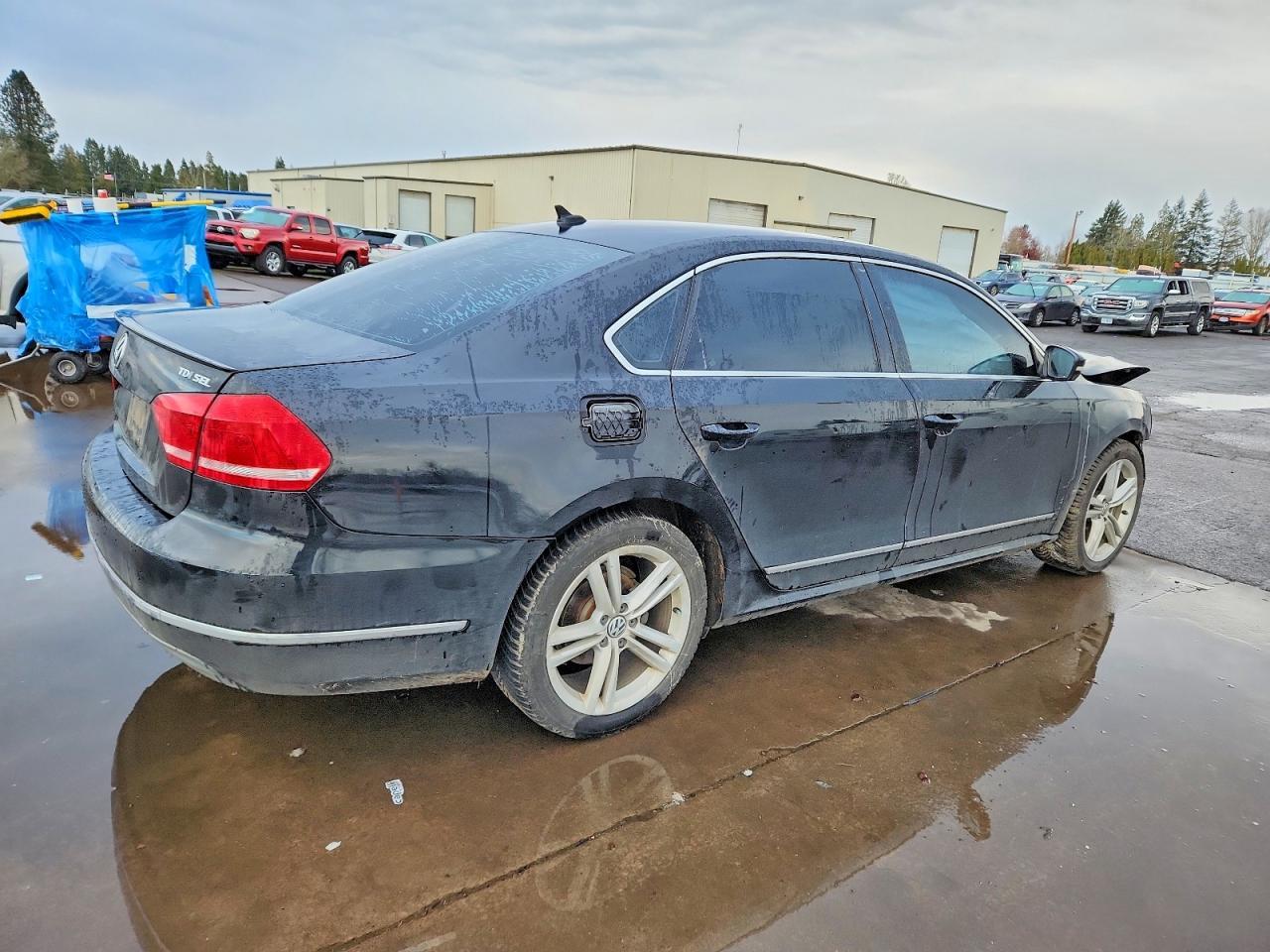2014 VOLKSWAGEN Passat