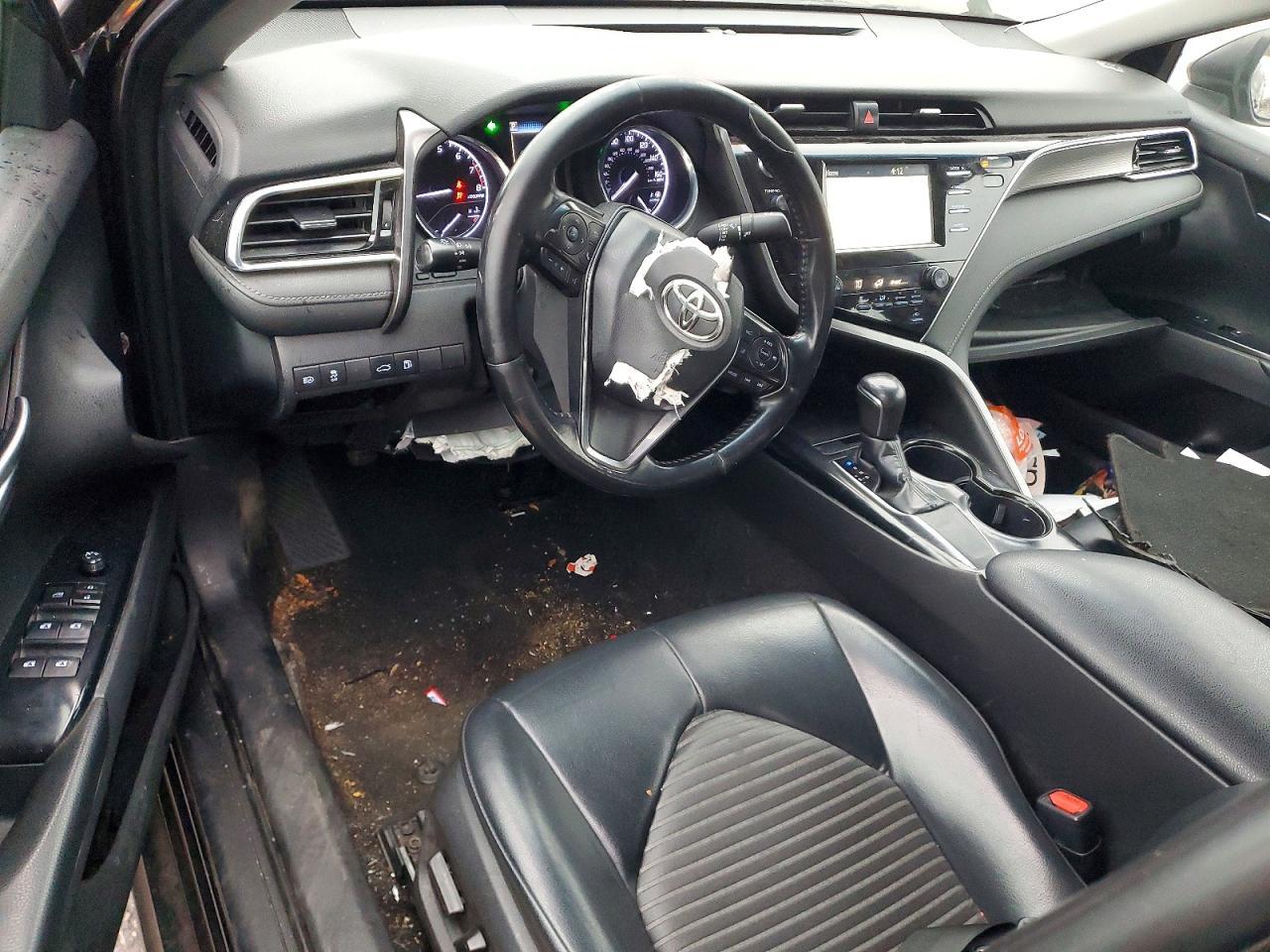 2018 TOYOTA CAMRY