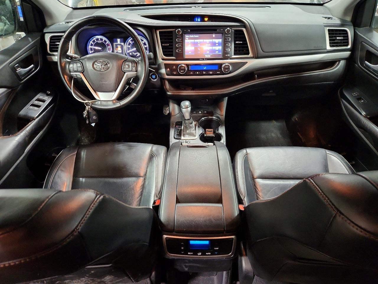 2015 TOYOTA HIGHLANDER