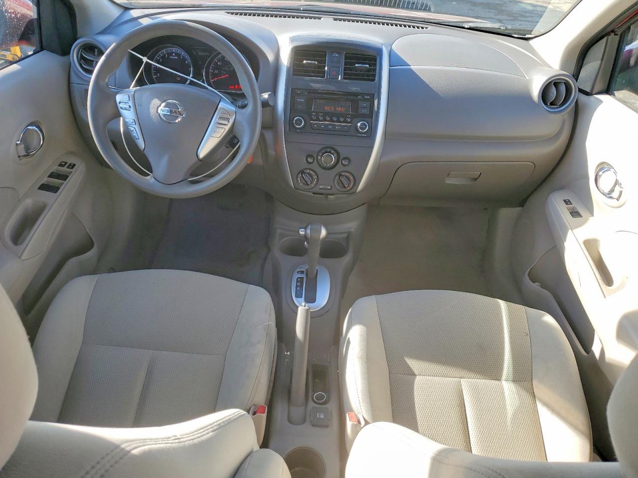 2016 NISSAN VERSA