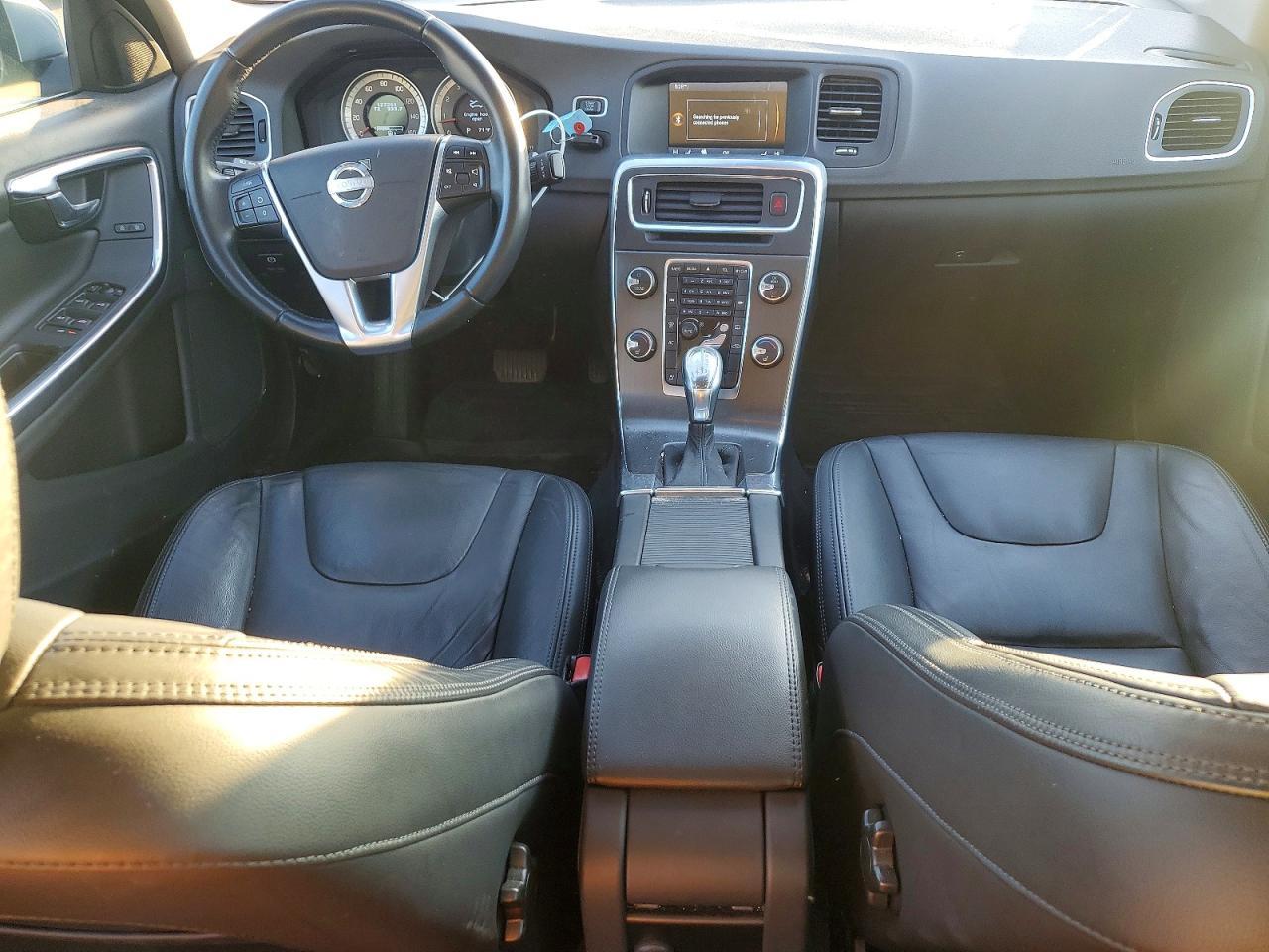 2013 VOLVO S60