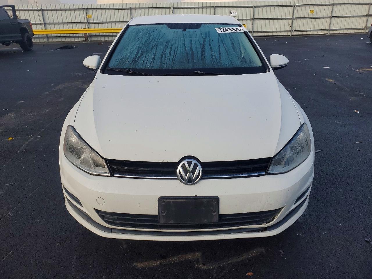 2016 VOLKSWAGEN GOLF
