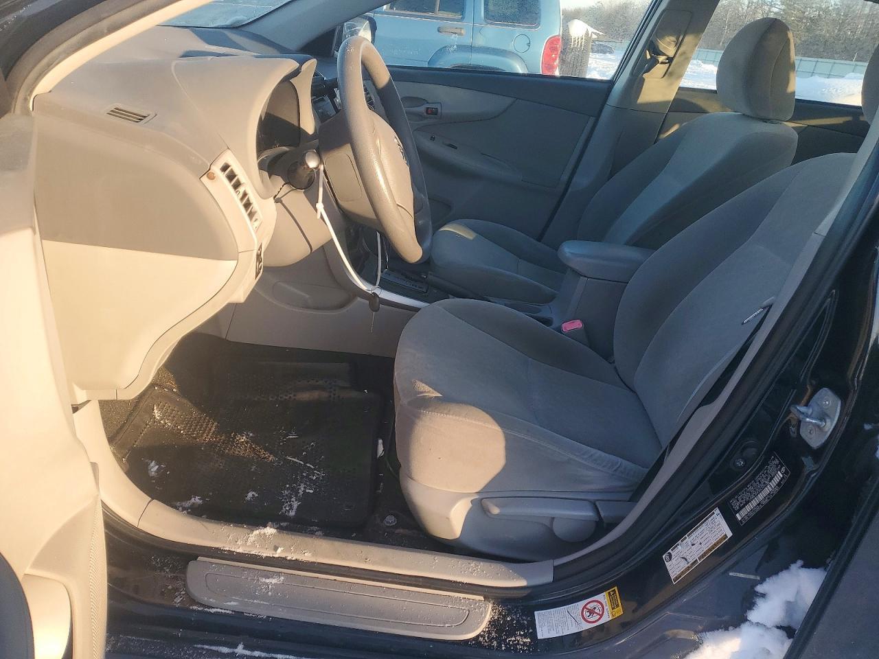 2009 TOYOTA COROLLA