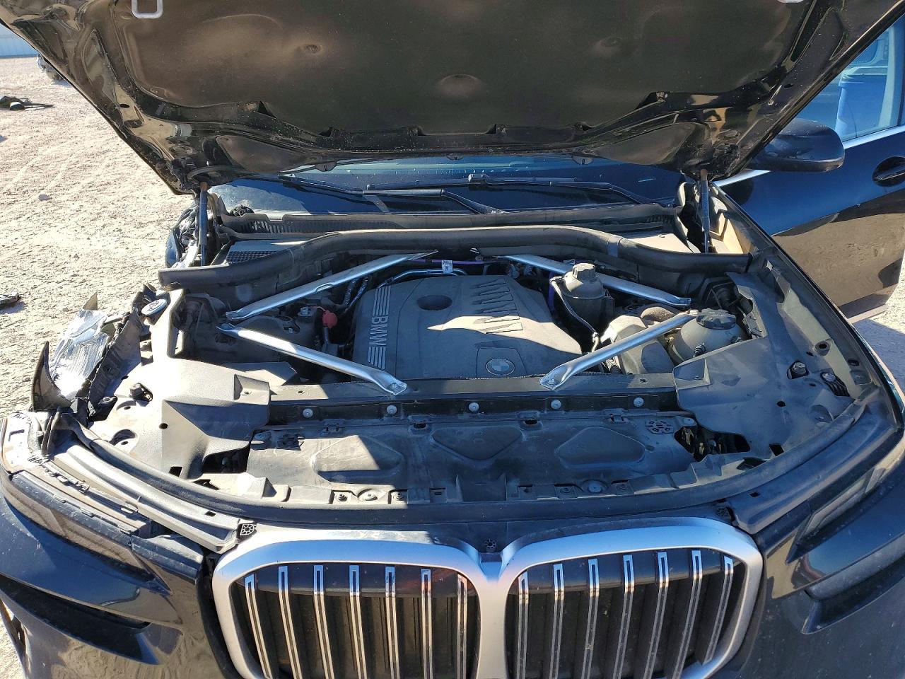 2024 BMW X7