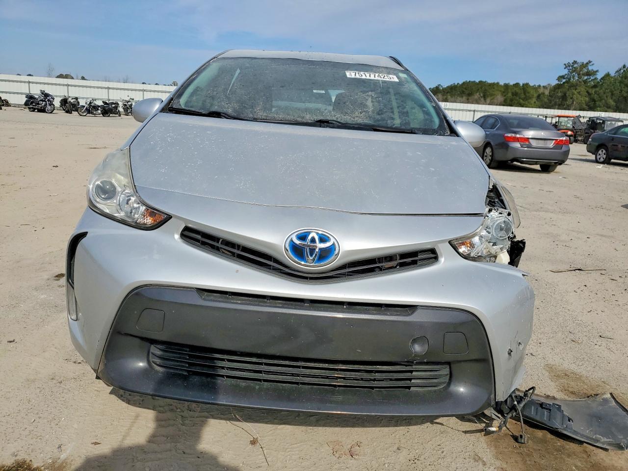 2015 TOYOTA PRIUS V