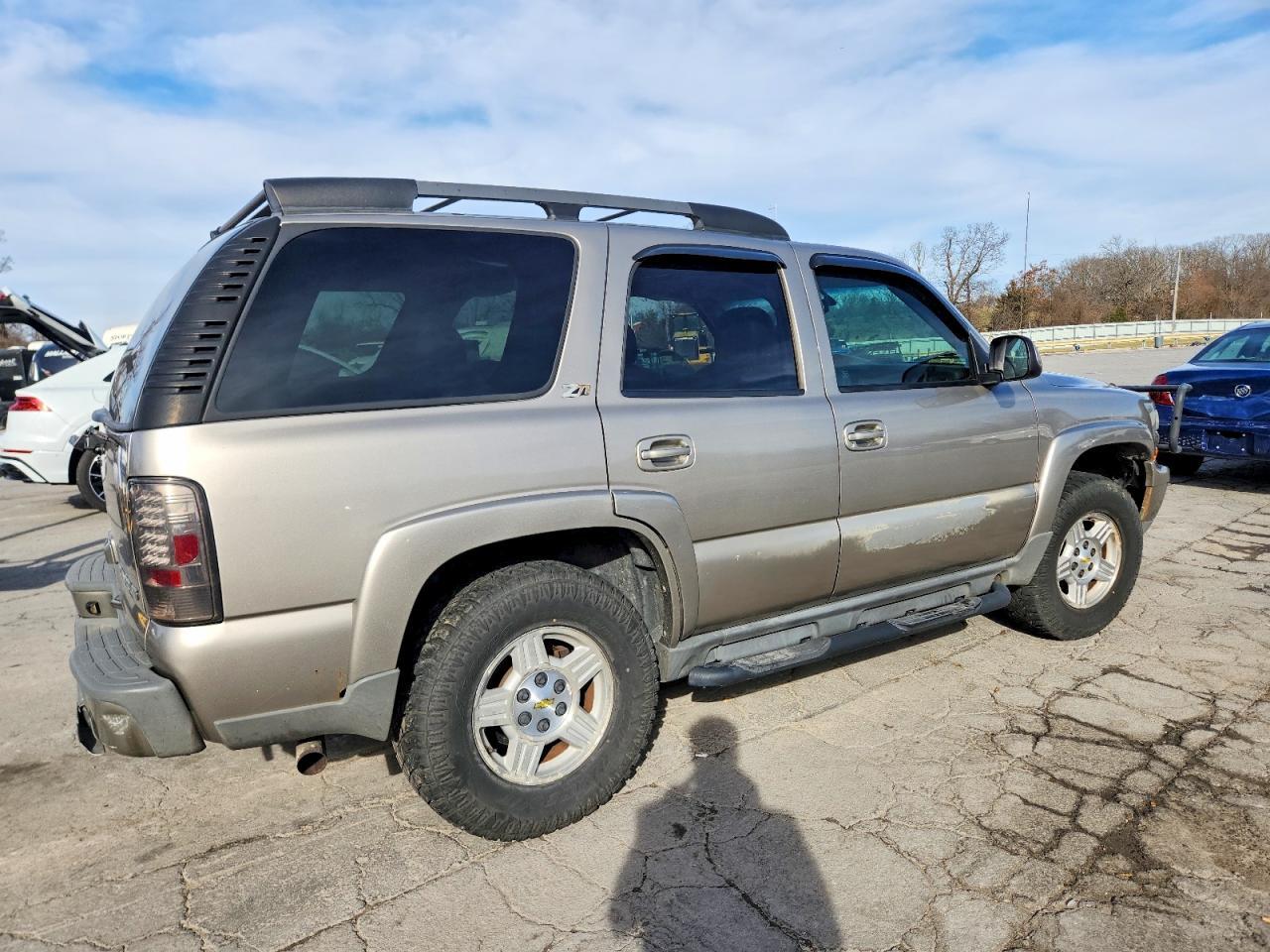 2003 CHEVROLET Tahoe