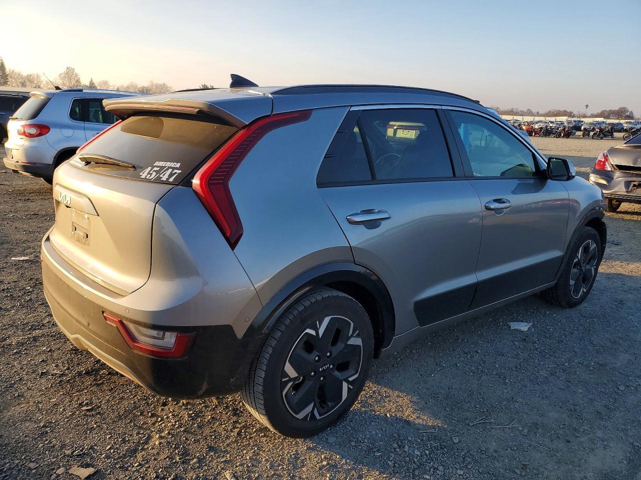 2023 KIA Niro