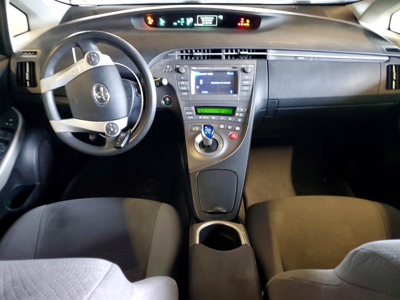 2014 TOYOTA PRIUS