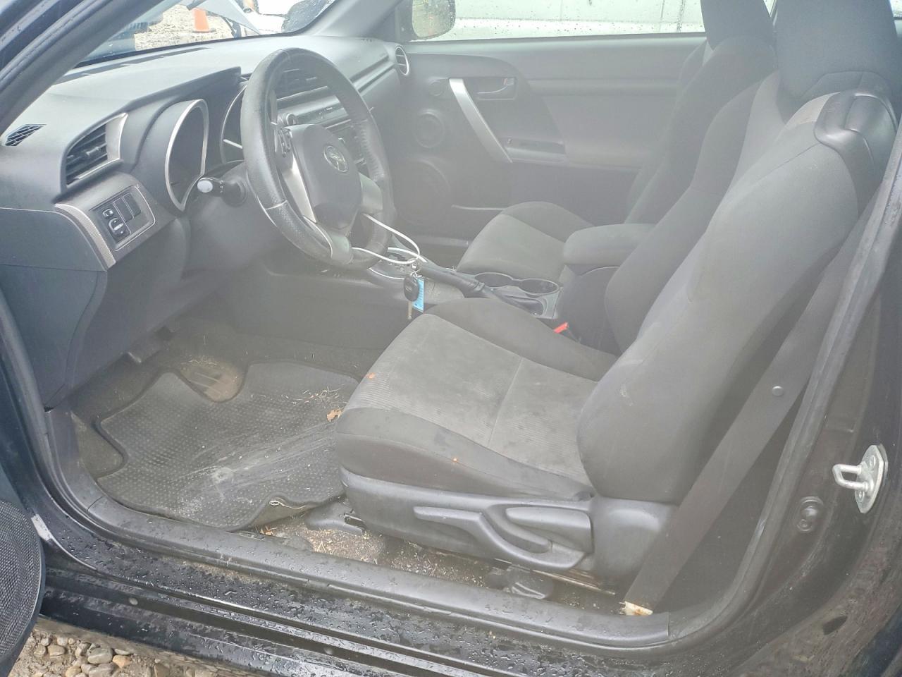2015 TOYOTA SCION