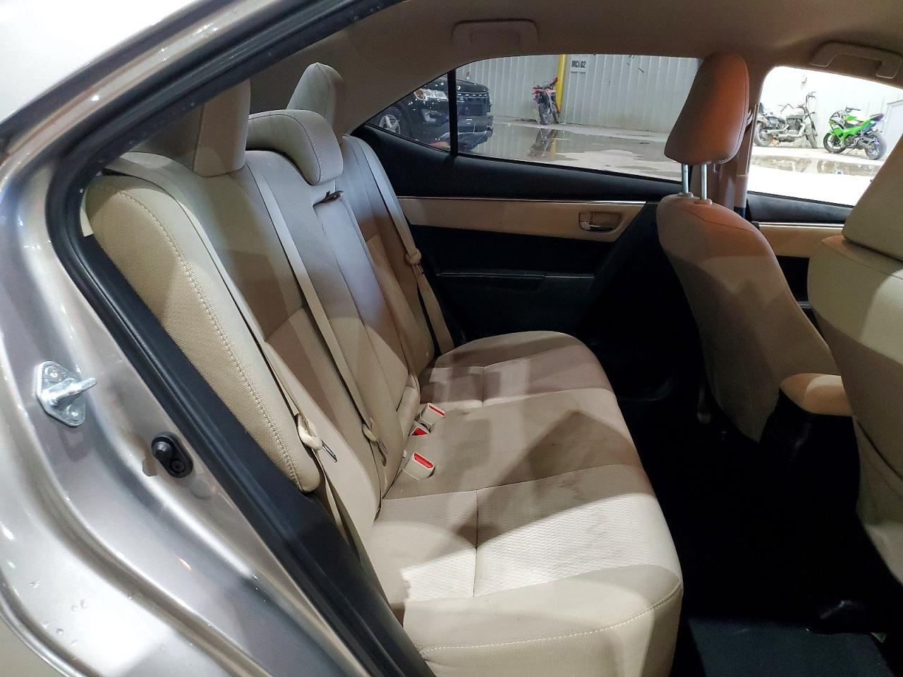 2015 TOYOTA COROLLA