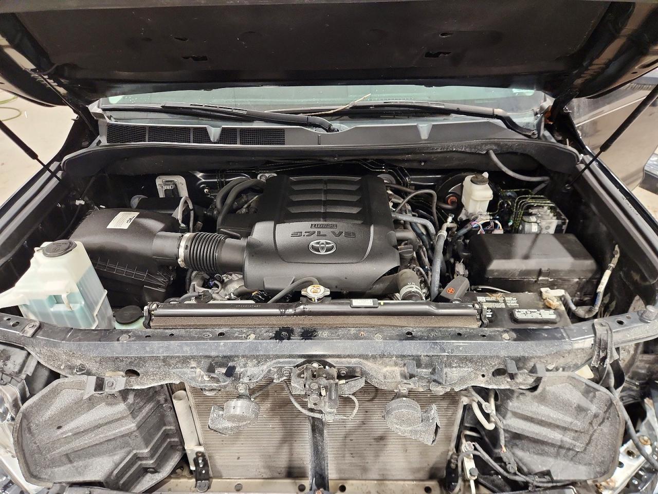 2021 TOYOTA TUNDRA