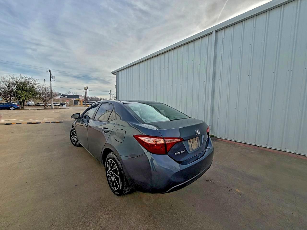 2018 TOYOTA COROLLA