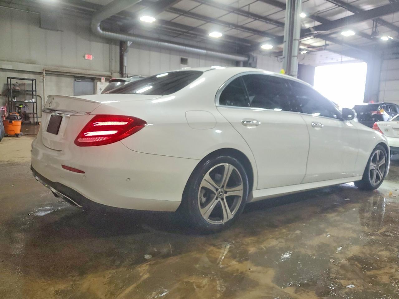 2018 MERCEDES-BENZ E-Class