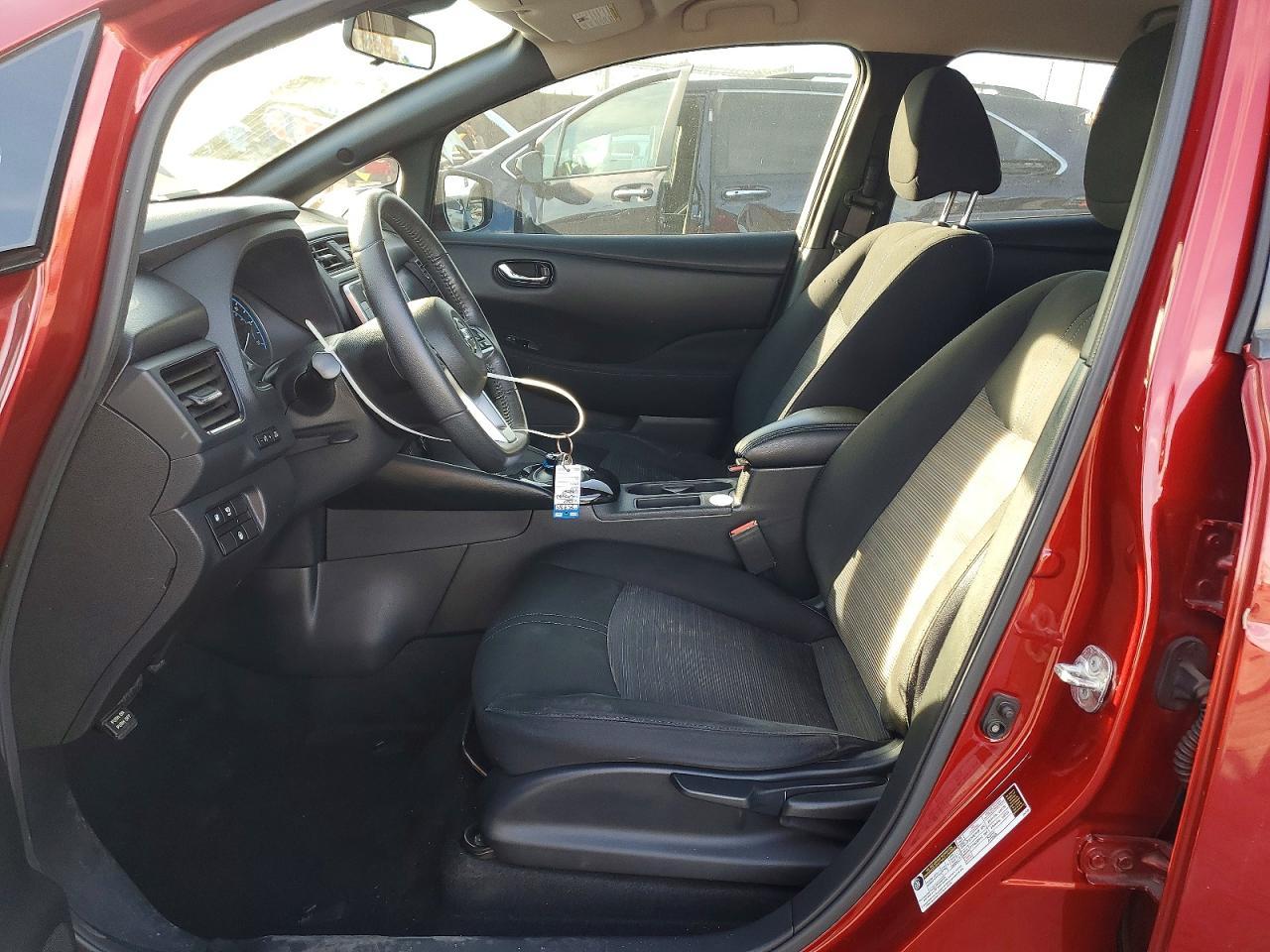 2020 NISSAN LEAF