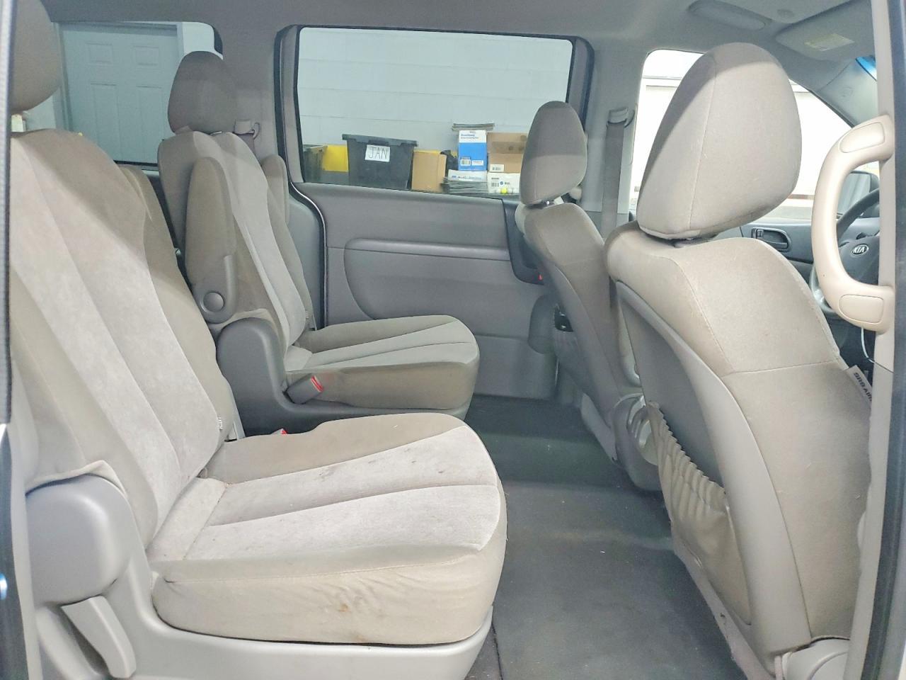 2014 KIA SEDONA