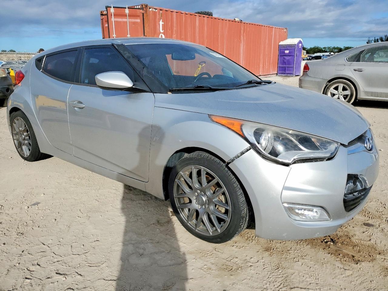 2016 HYUNDAI VELOSTER