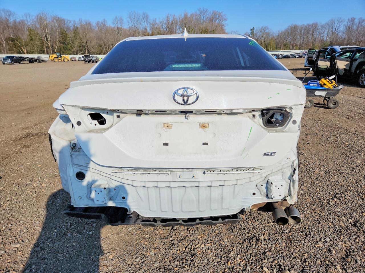2022 TOYOTA CAMRY