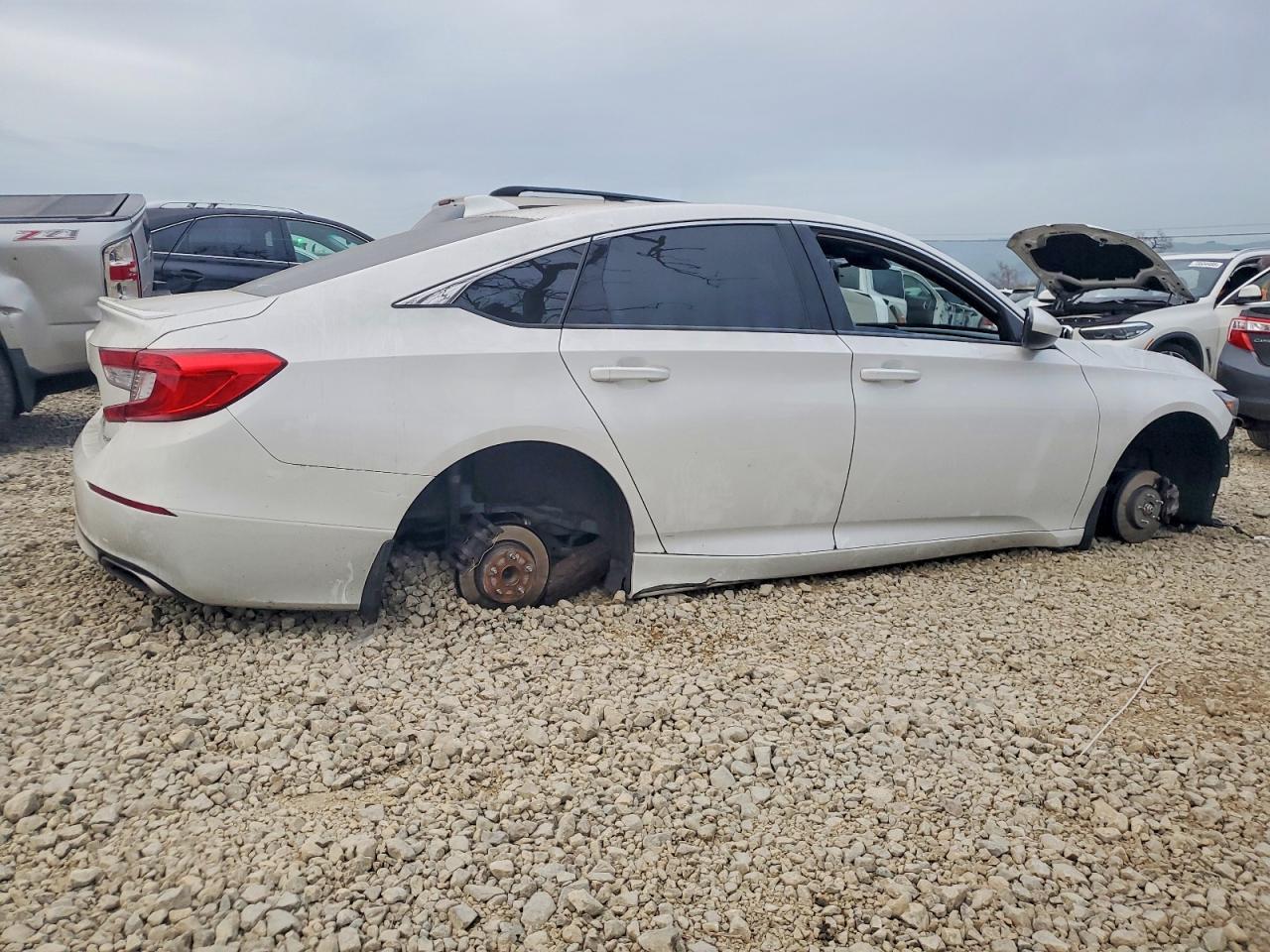 2018 HONDA ACCORD
