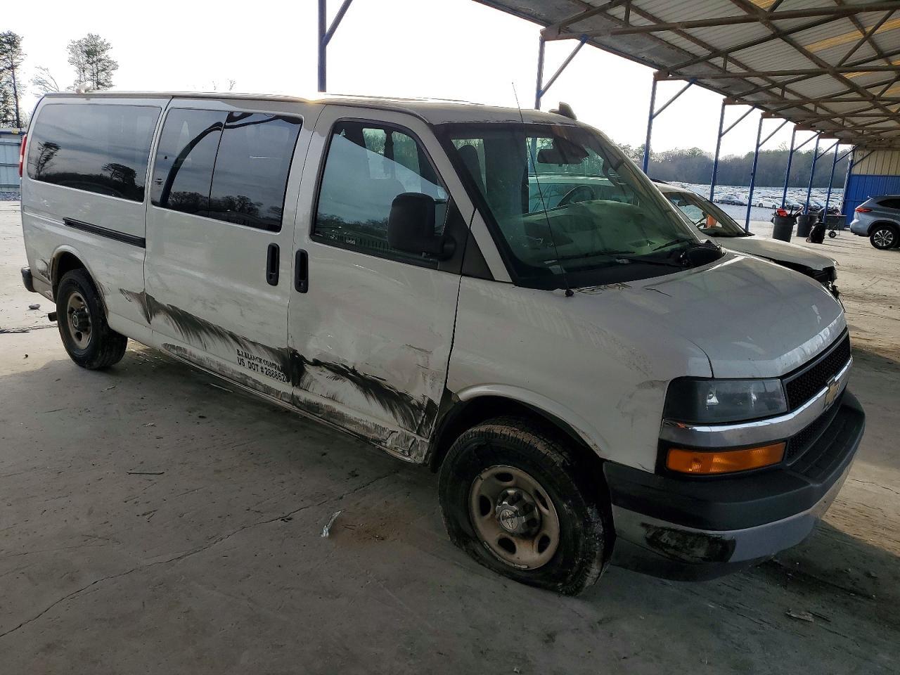 2019 CHEVROLET Express 3500
