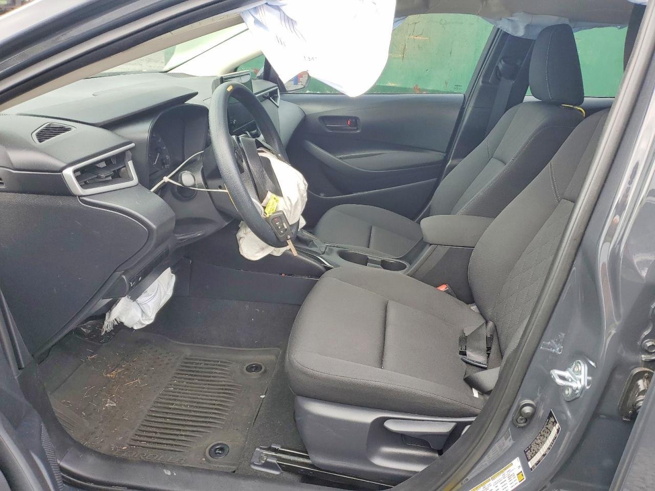 2025 TOYOTA COROLLA