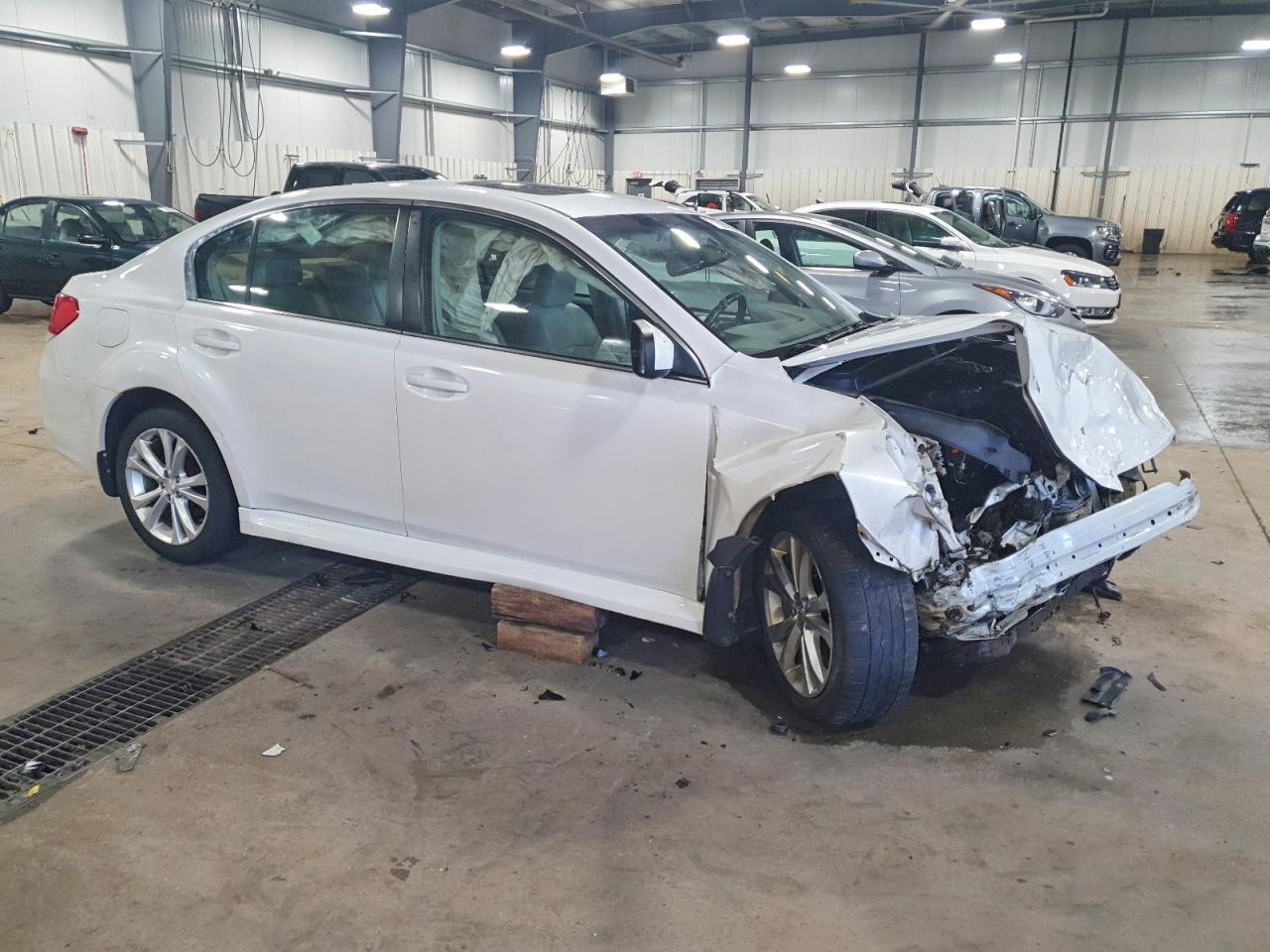 2014 SUBARU Legacy