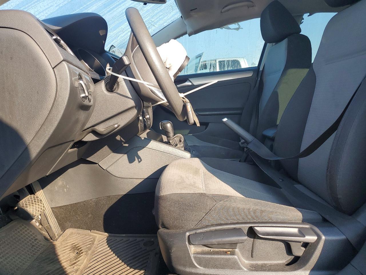 2017 VOLKSWAGEN JETTA