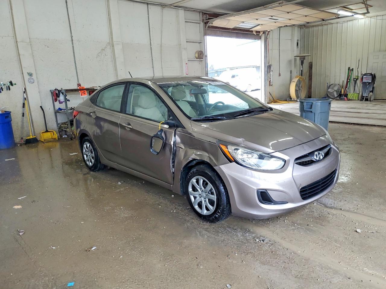 2013 HYUNDAI ACCENT