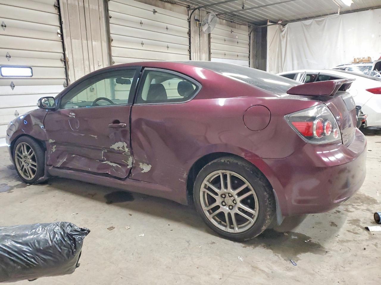 2005 TOYOTA SCION