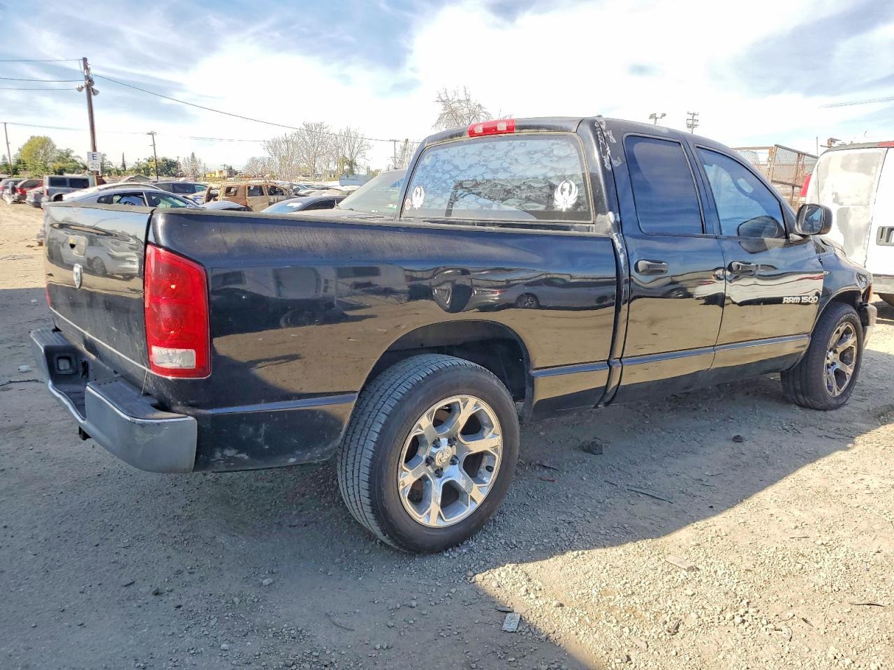 2005 DODGE RAM 1500