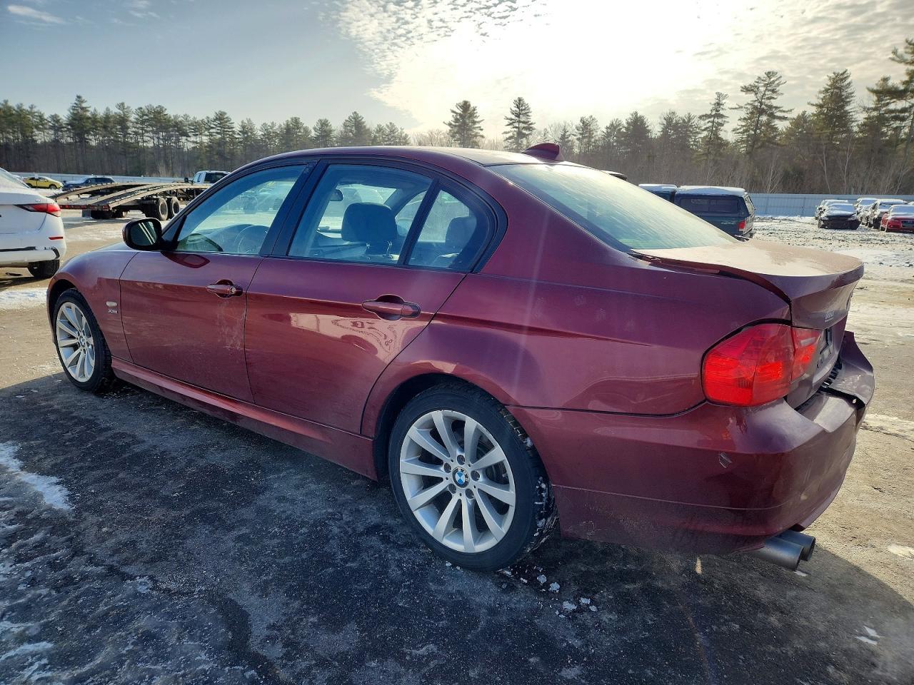 2011 BMW 3 SERIES