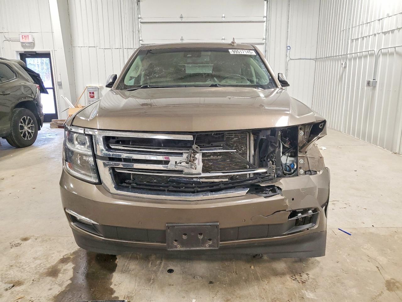 2016 CHEVROLET Suburban