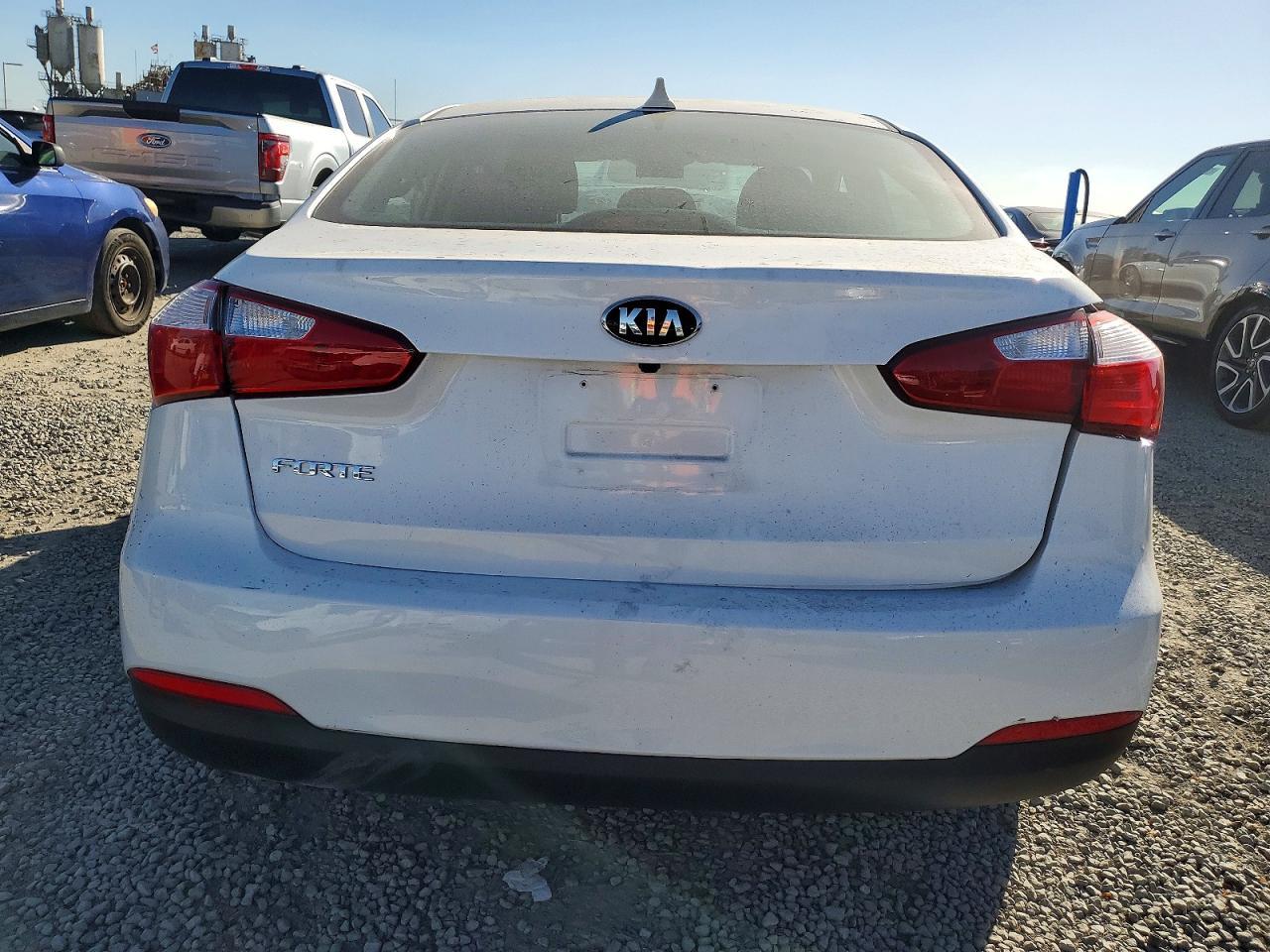 2016 KIA FORTE