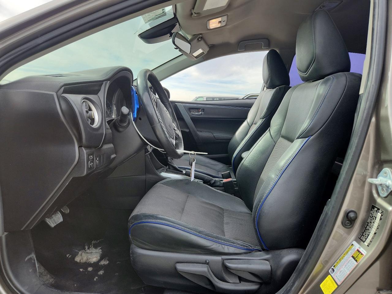 2017 TOYOTA COROLLA