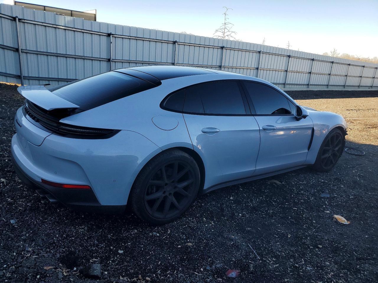 2025 PORSCHE Panamera