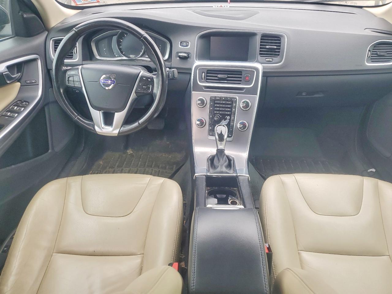 2018 VOLVO S60
