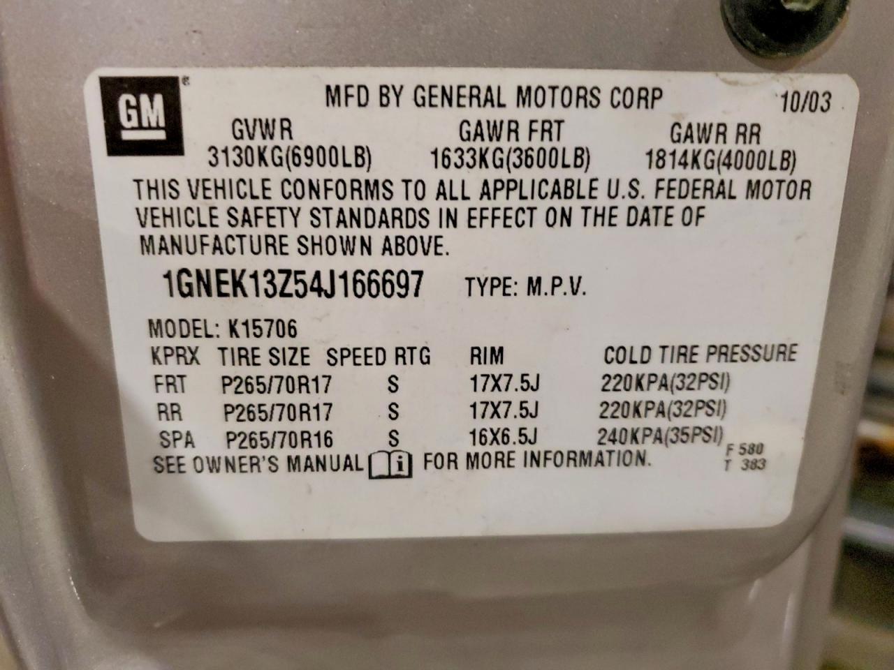 2004 CHEVROLET Tahoe