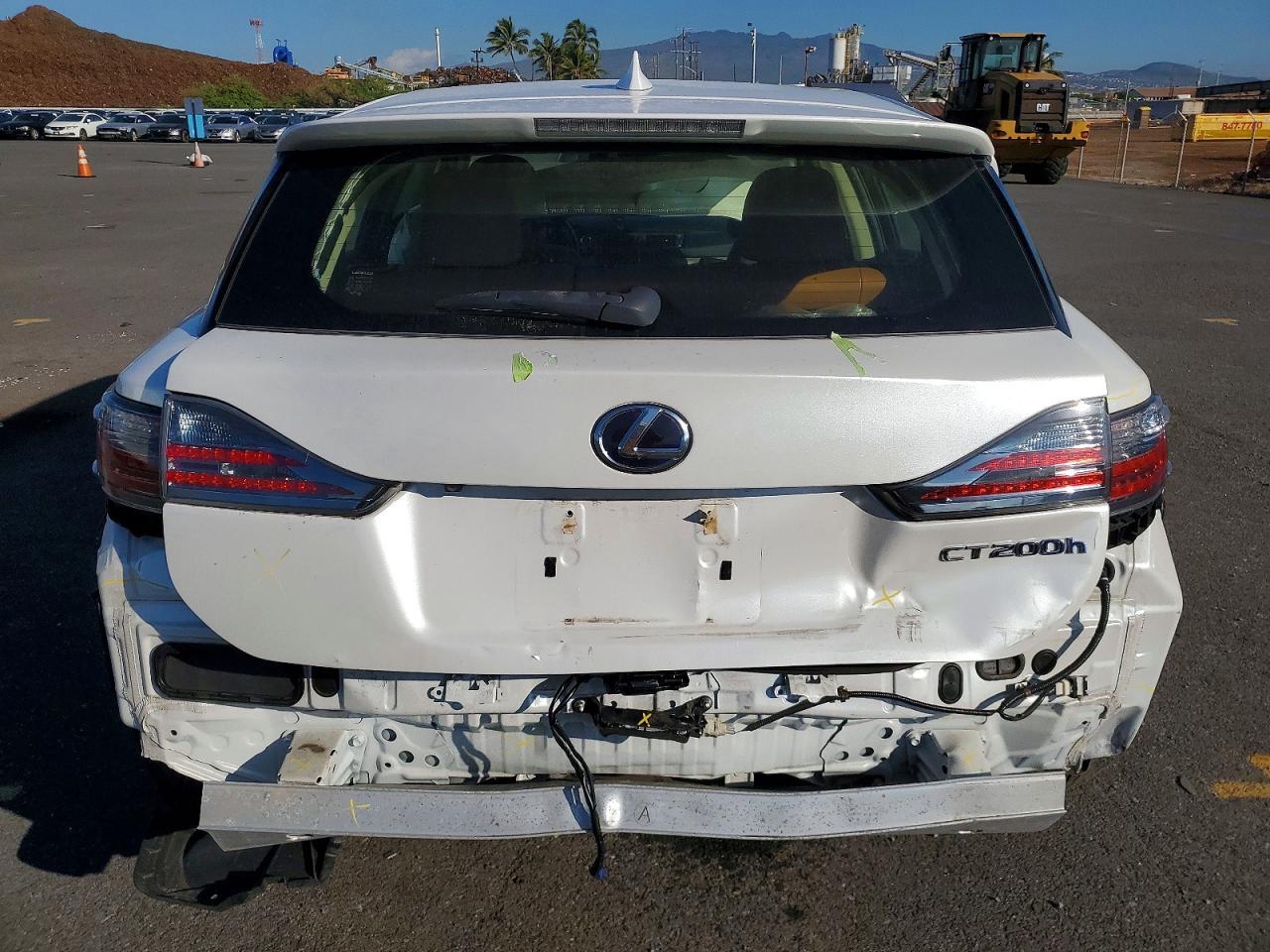 2015 LEXUS CT 200