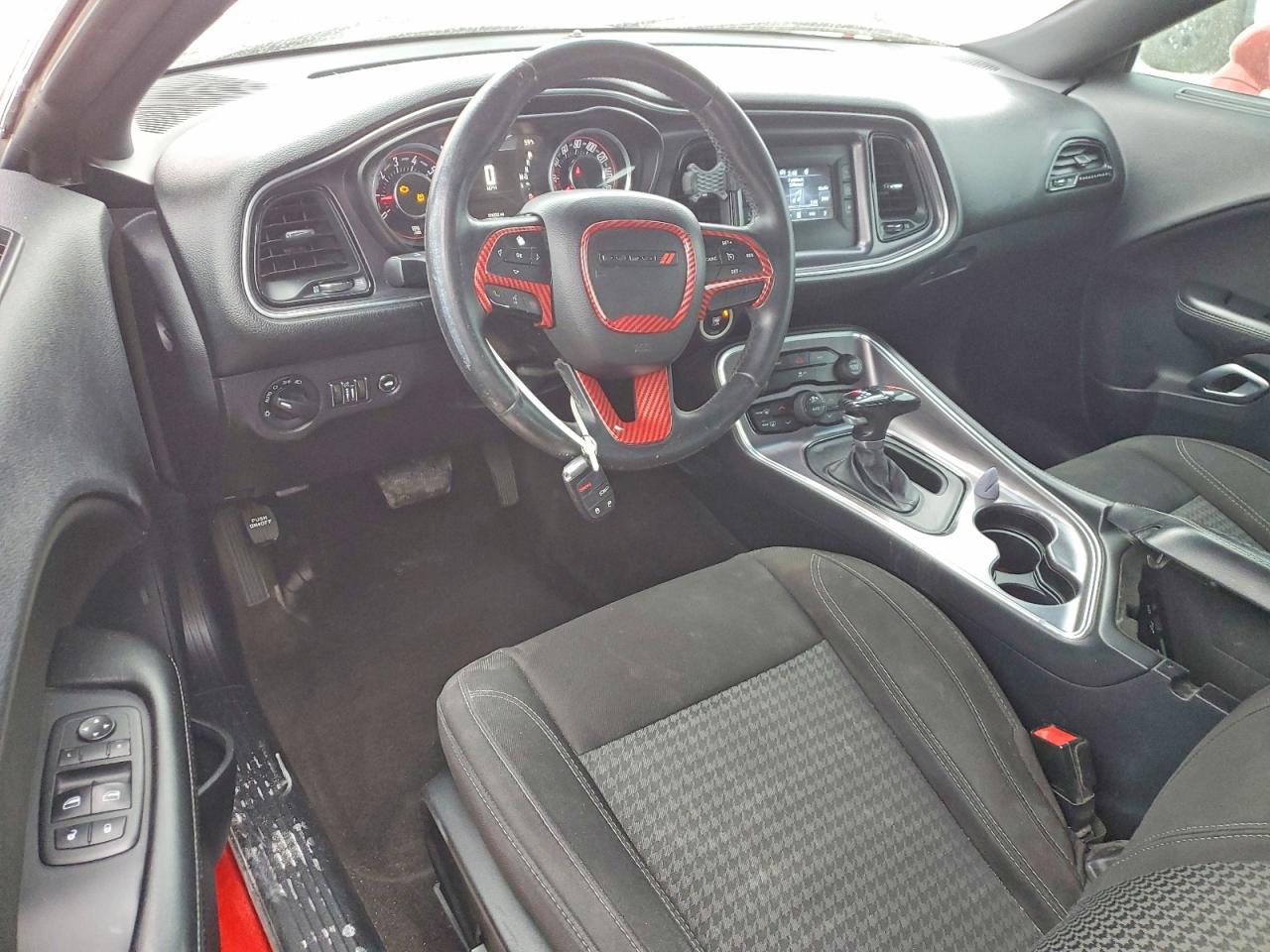 2015 DODGE Challenger